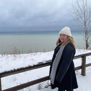 Meet your Posher, Lisa